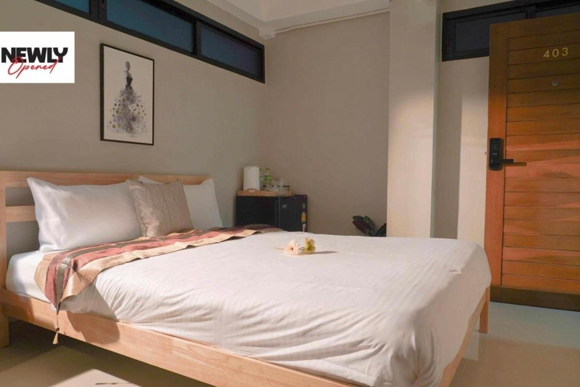 Bnb98 Silom Hotel Бангкок Екстер'єр фото