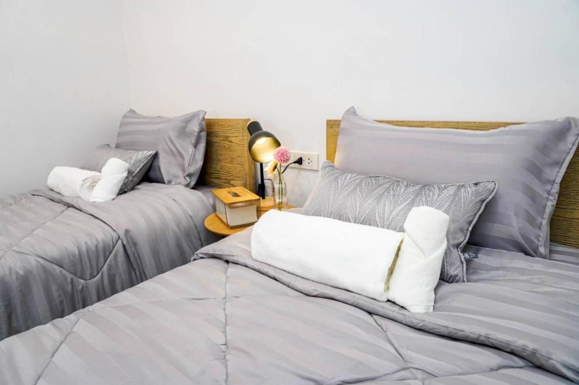 Bnb98 Silom Hotel Бангкок Екстер'єр фото