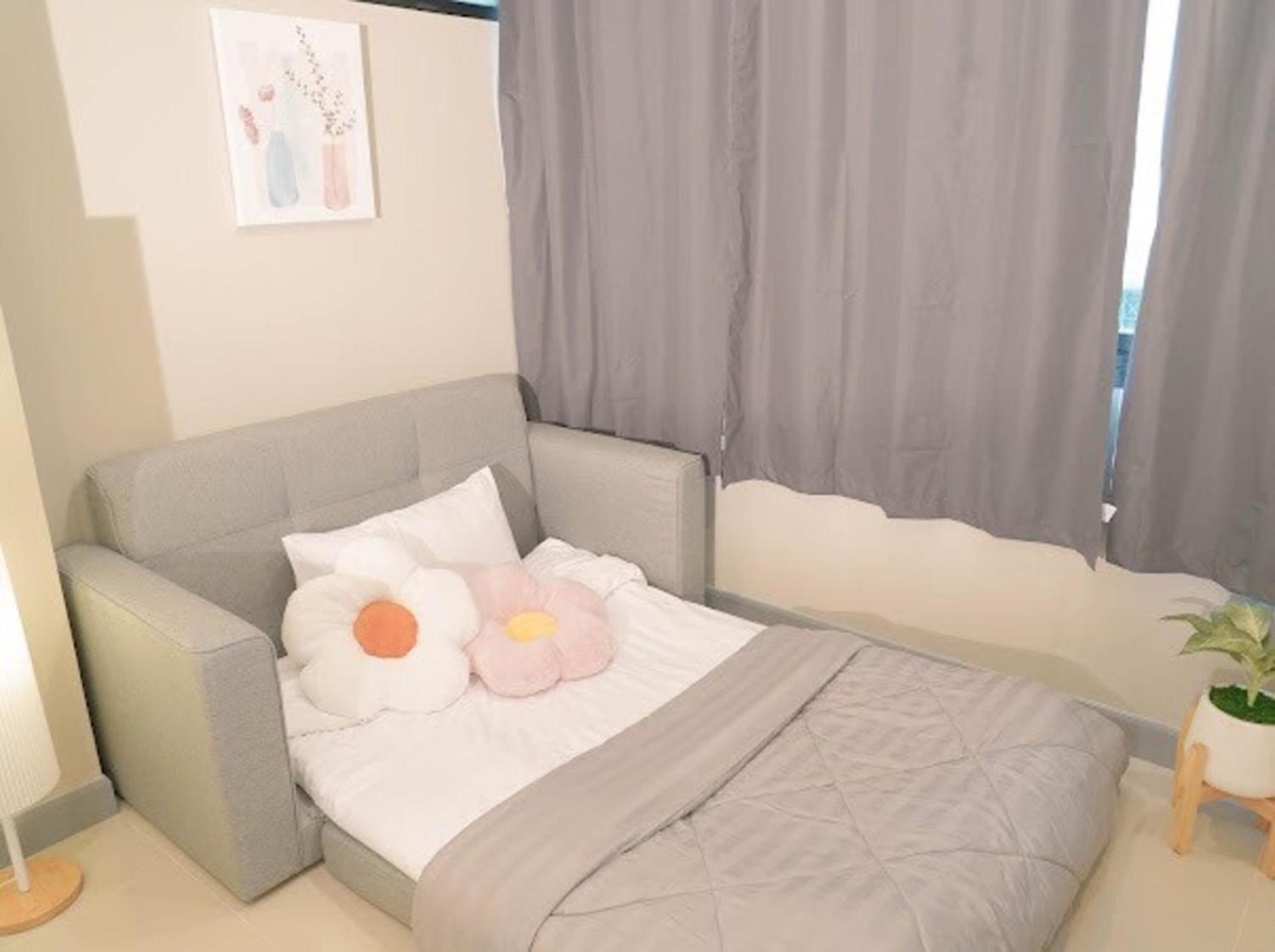 Bnb98 Silom Hotel Бангкок Екстер'єр фото