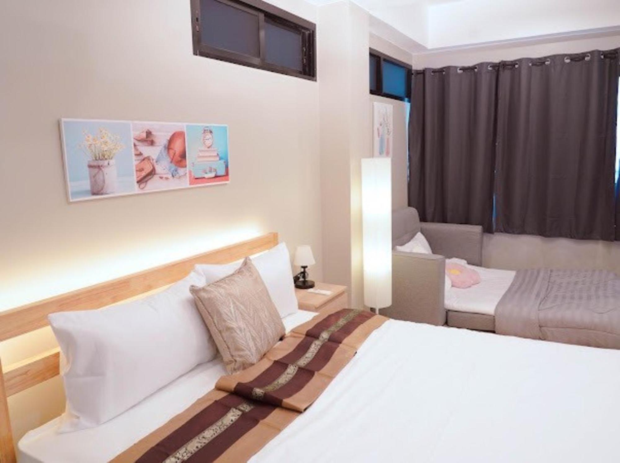 Bnb98 Silom Hotel Бангкок Екстер'єр фото